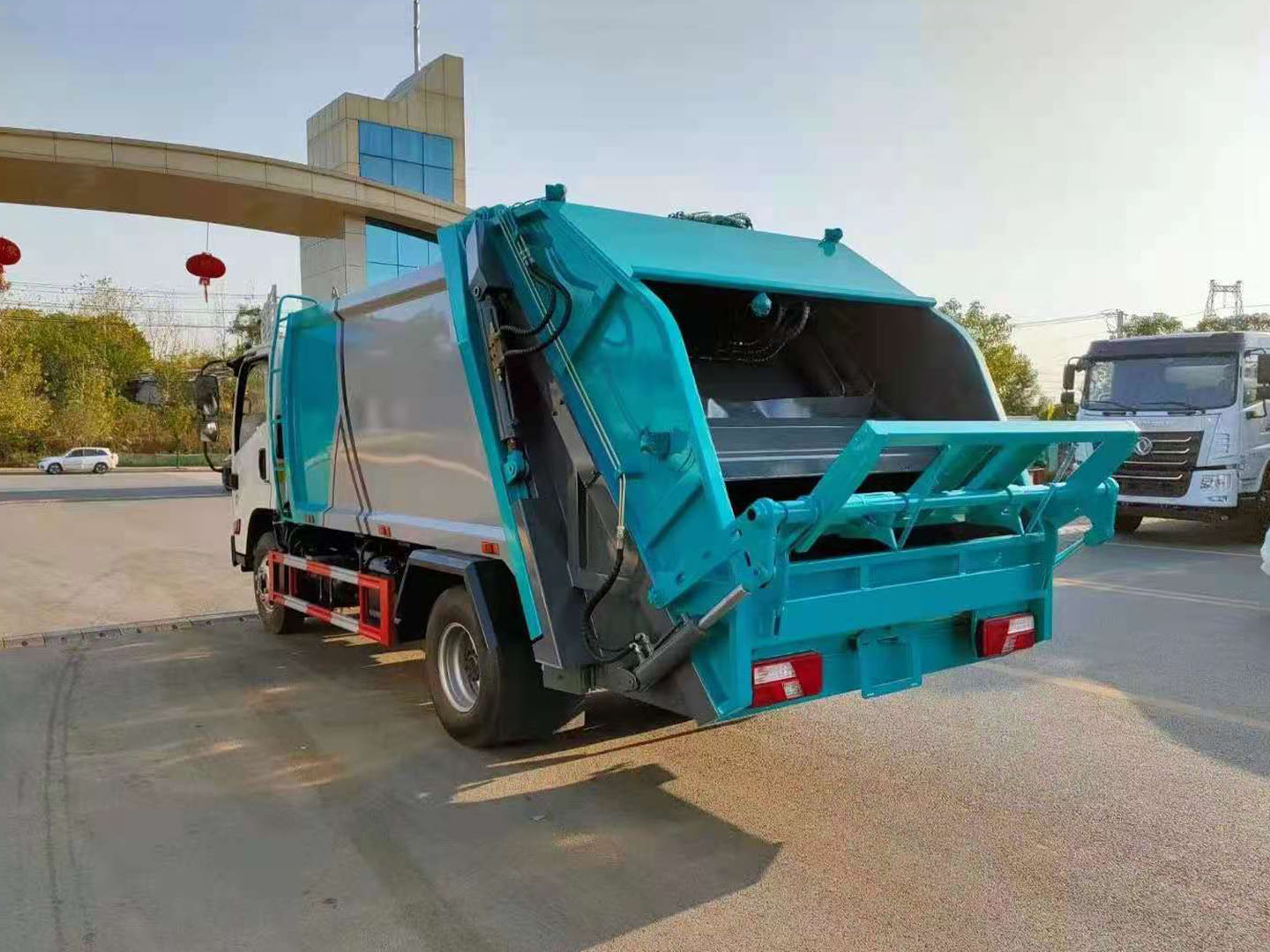 國(guó)六江鈴凱運(yùn)7立方壓縮垃圾車