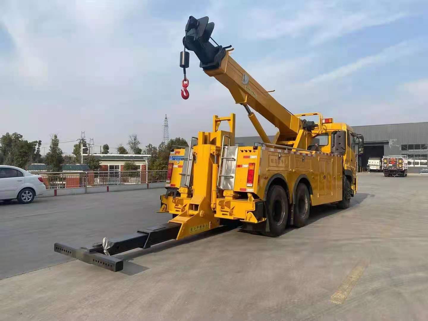 國(guó)六東風(fēng)天龍后雙橋拖吊分離清障車(chē)