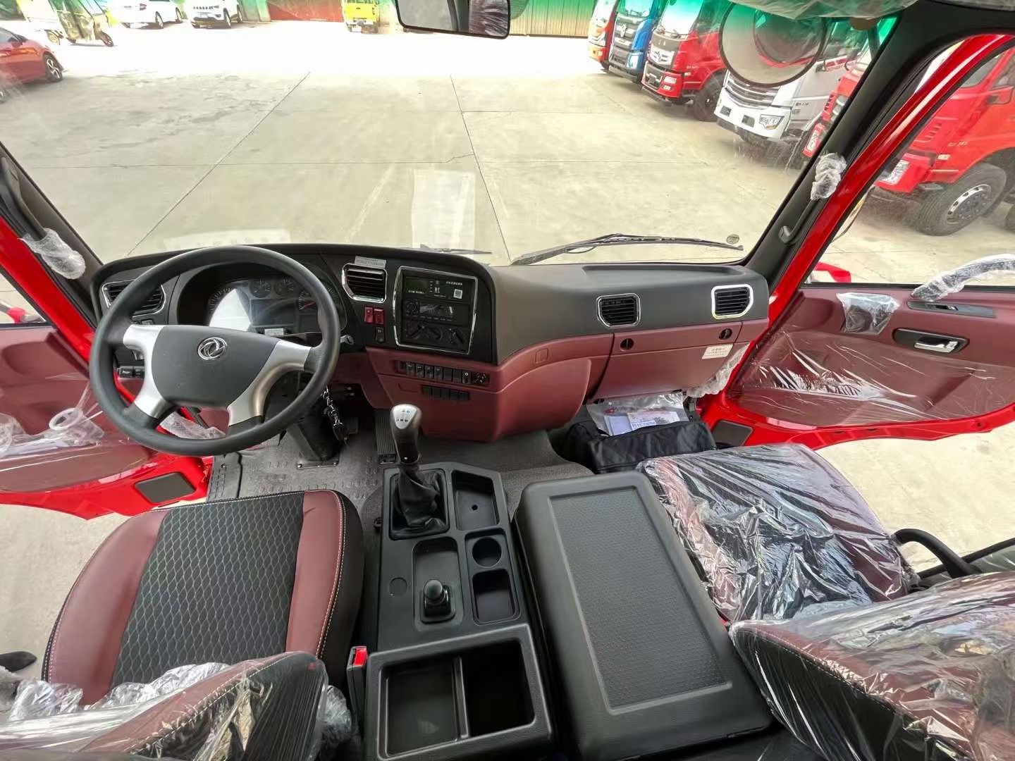 國(guó)六東?專(zhuān)風(fēng)?底D3S平板車(chē)