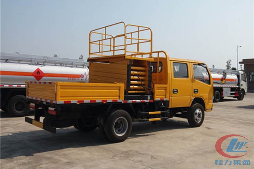 程力東風(fēng)10米升降平臺(tái)高空作業(yè)車側(cè)面圖
