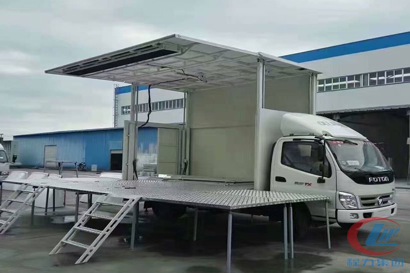 福田藍(lán)牌奧鈴流動(dòng)舞臺(tái)車(chē)高清圖