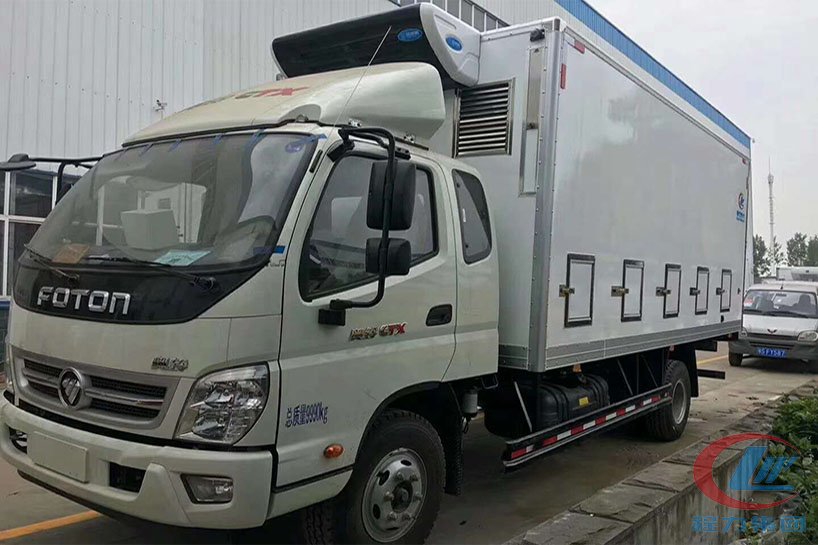 奧鈴5.1米廂長(zhǎng)雞苗車側(cè)面圖