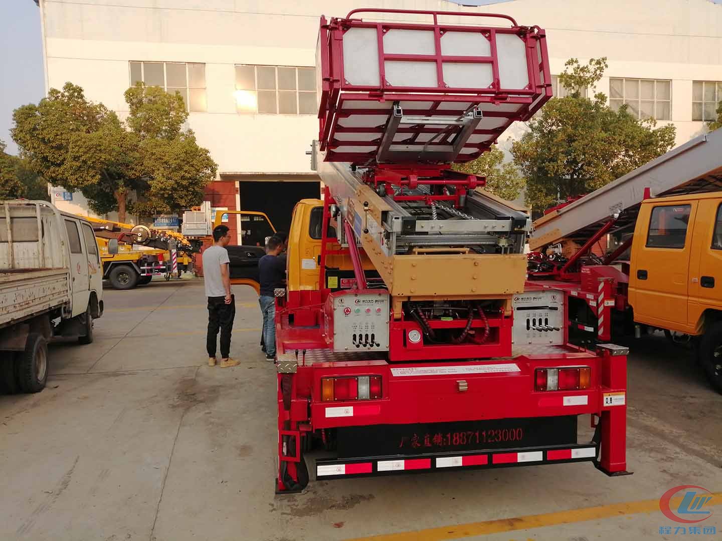 江鈴國(guó)六云梯搬家車(chē)，江鈴33米云梯搬家車(chē)
