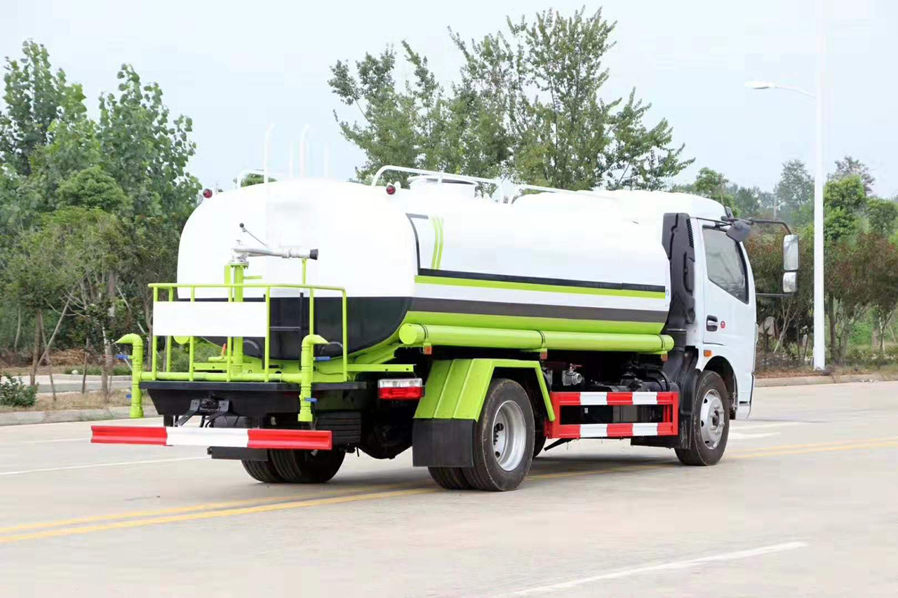 國(guó)六東風(fēng)凱普特K7綠化灑水車