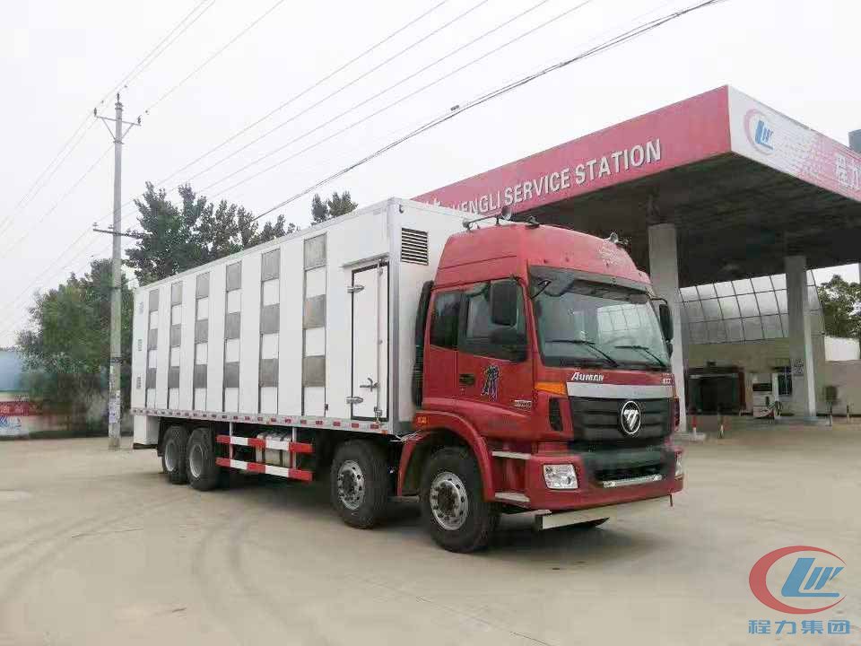 福田歐曼9.6米運(yùn)豬車側(cè)面圖