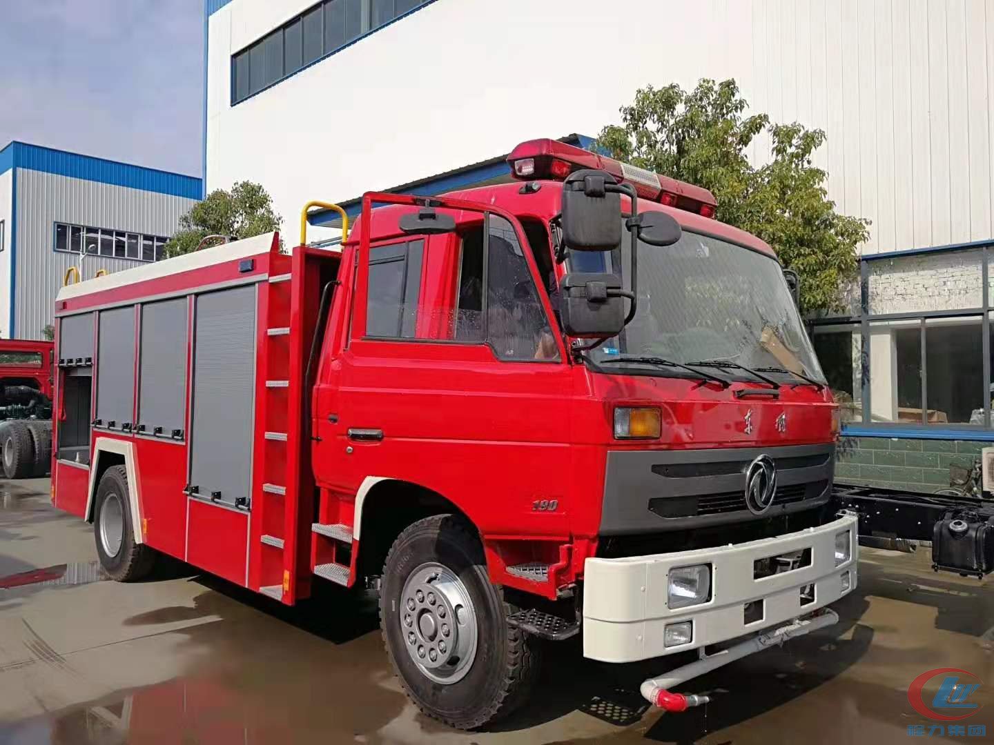 程力專(zhuān)汽東風(fēng)153水罐消防車(chē)