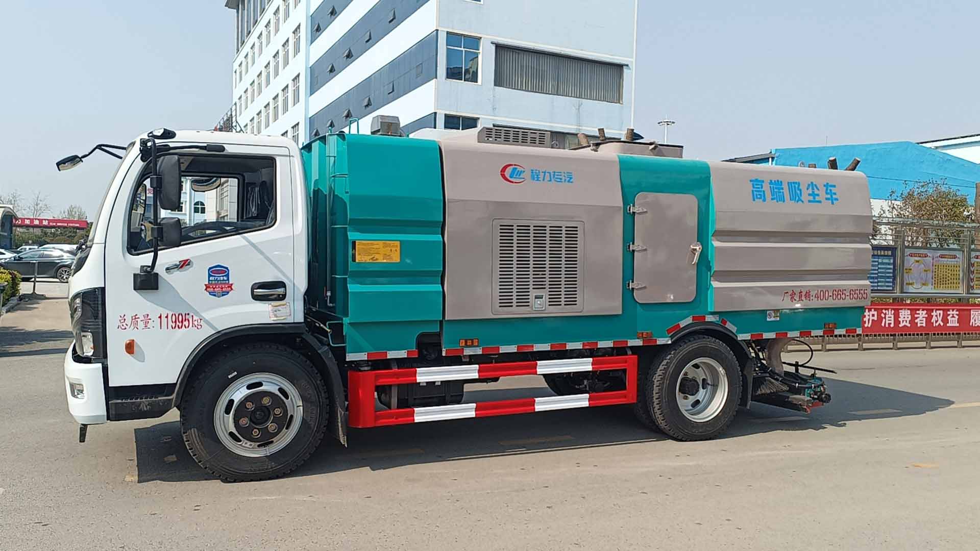 程力礦區(qū)專(zhuān)用清掃車(chē),后置吸塵車(chē)